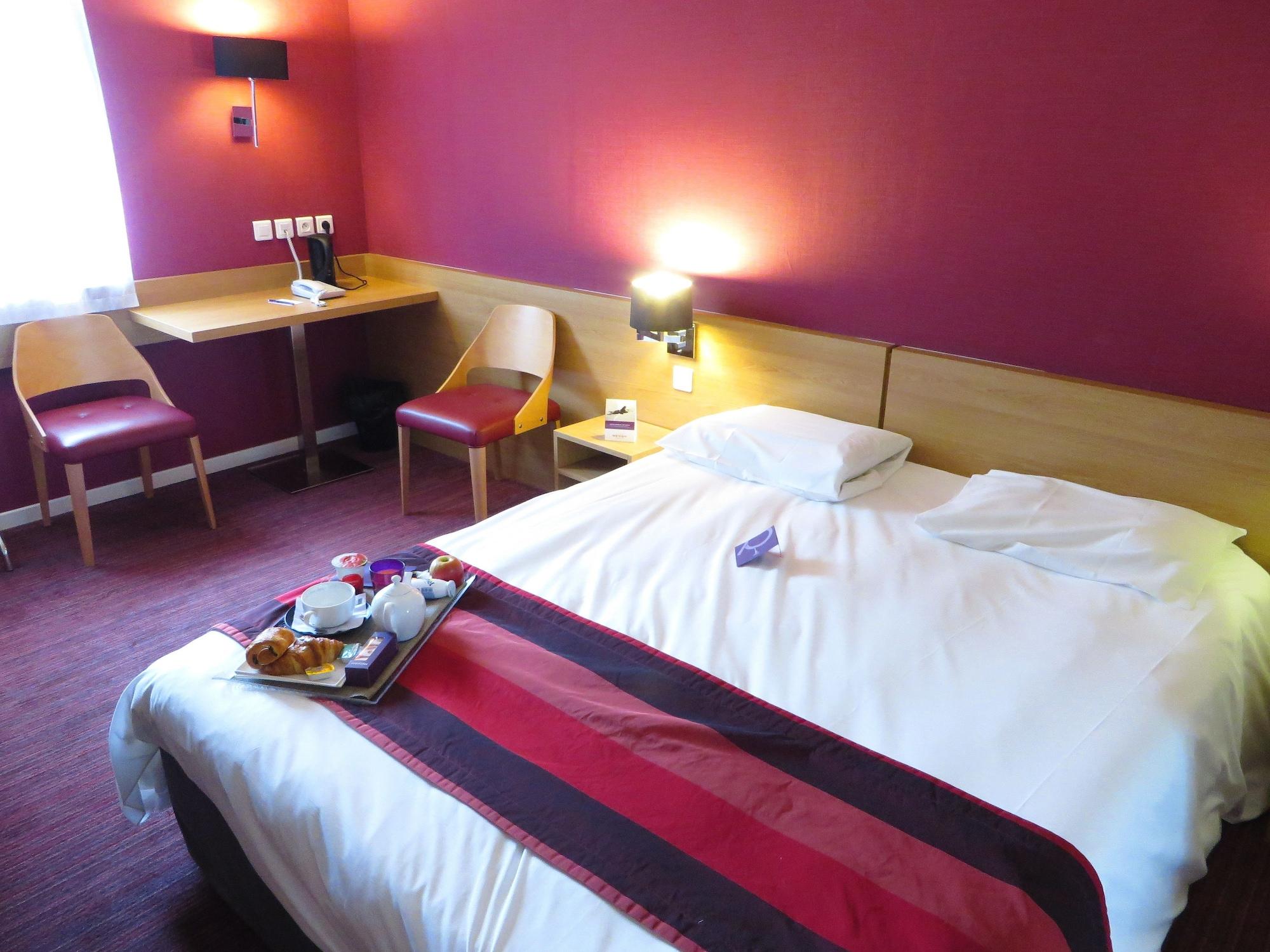 Mercure Hexagone Luxeuil Buitenkant foto