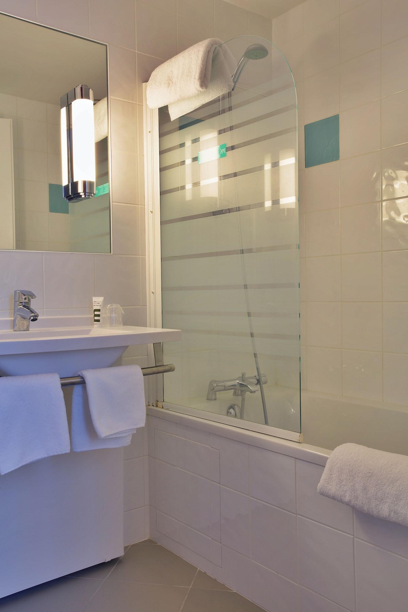 Mercure Hexagone Luxeuil Buitenkant foto