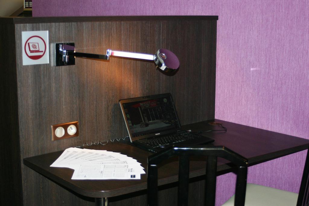 Mercure Hexagone Luxeuil Buitenkant foto