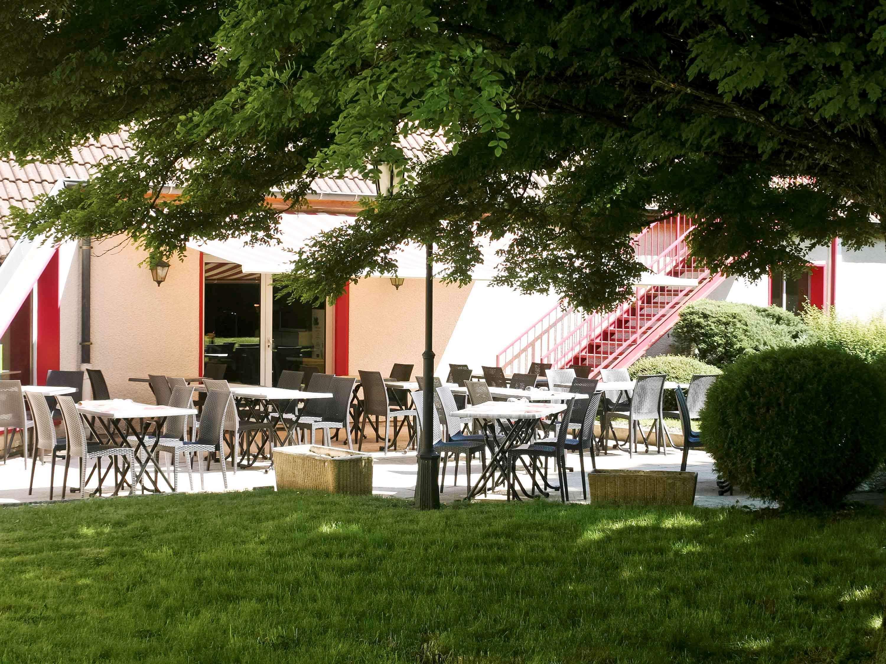 Mercure Hexagone Luxeuil Buitenkant foto