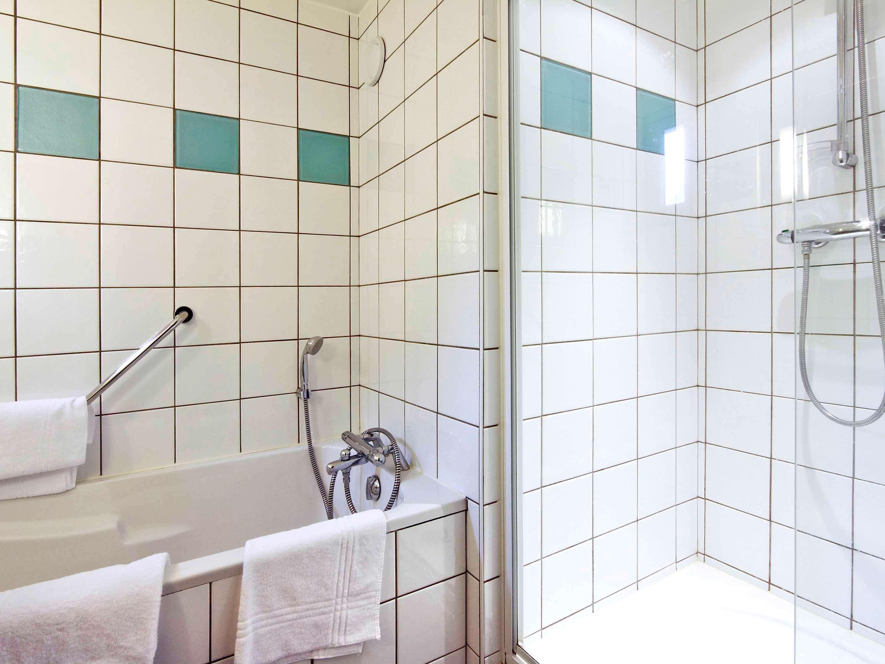 Mercure Hexagone Luxeuil Buitenkant foto