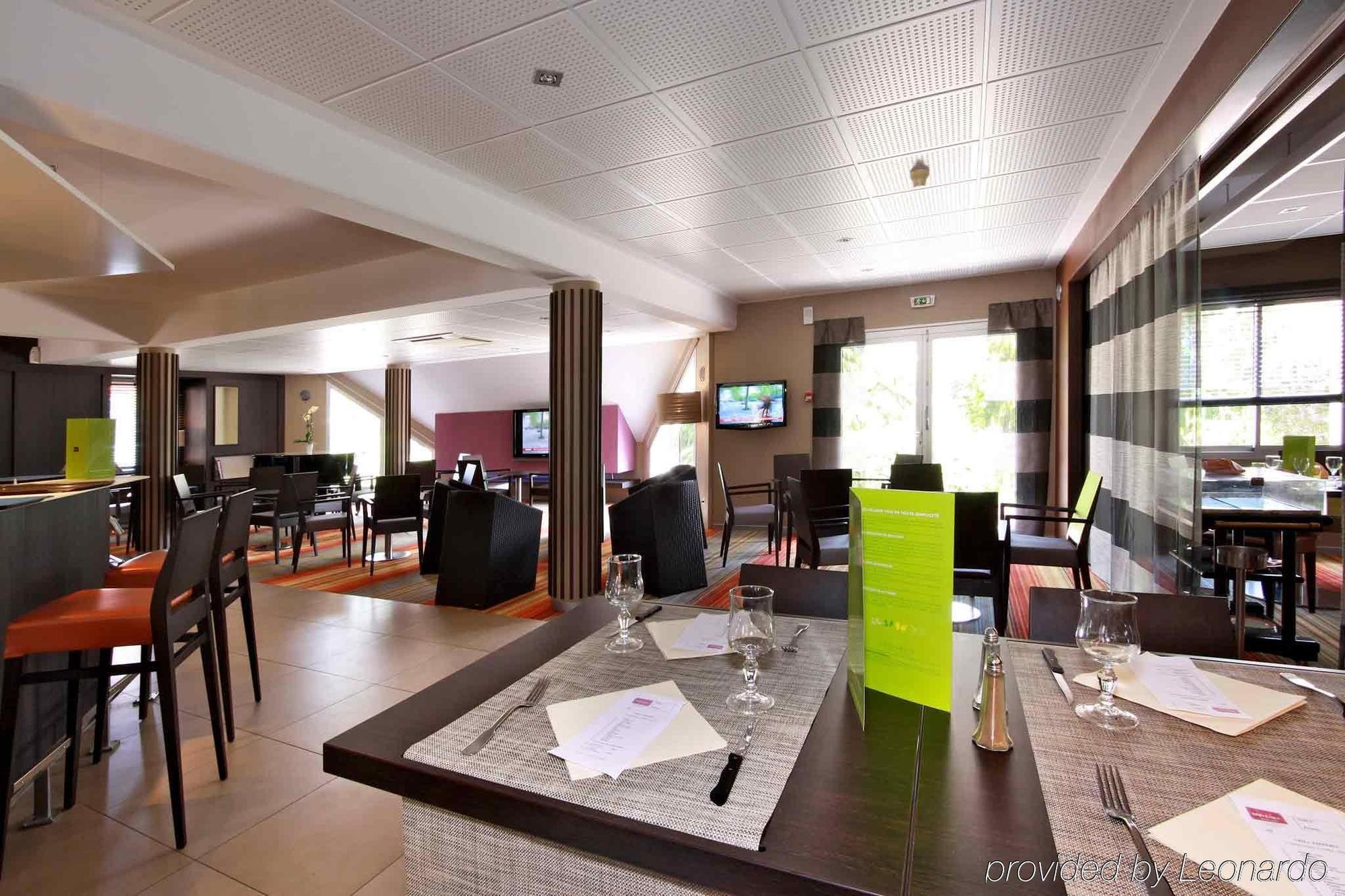 Mercure Hexagone Luxeuil Buitenkant foto