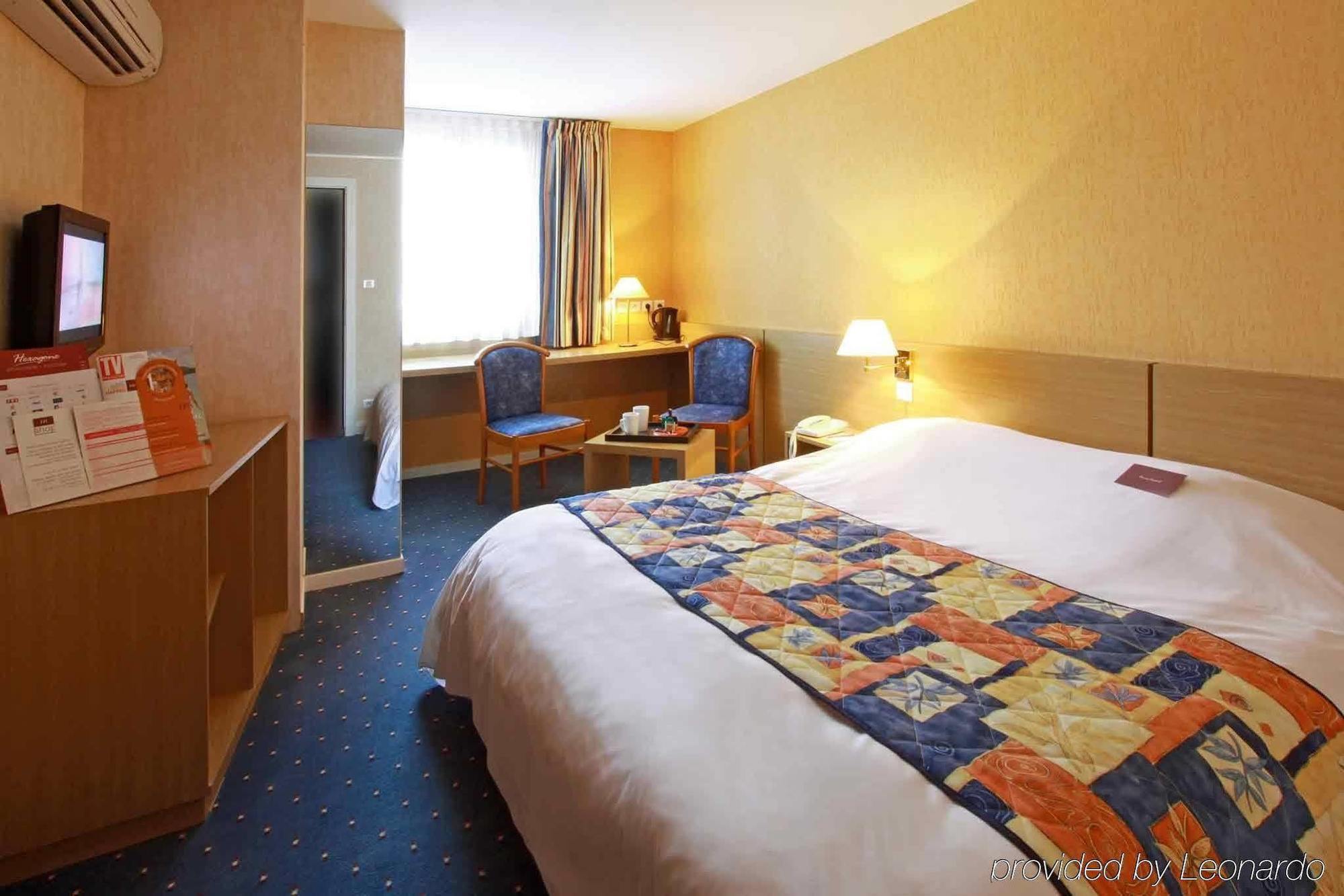 Mercure Hexagone Luxeuil Buitenkant foto